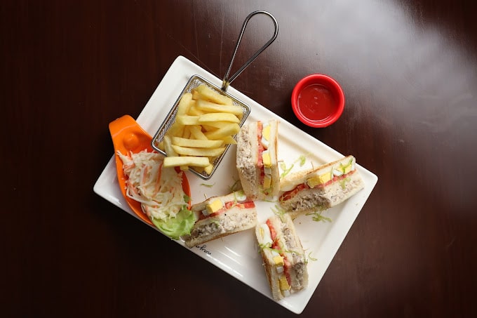 nayabs restaurant sandwiches